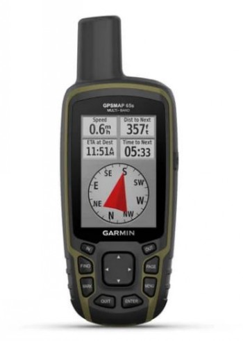 Garmin GPSMAP 65S GPS-apparaat met compact ontwerp en kleurenscherm. Garmin GPSMAP 65S -kaartplotter, zwart-olijfgroen, grote knoppen en kleurenscherm met kompas.