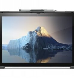 Zwart Lenovo ThinkPad X12 beschermhoes met tablet en bergachtige achtergrond op het scherm.