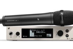 Sennheiser EW 500 G4-935-AW+ draadloos microfoonsysteem Draadloos microfoonsysteem Sennheiser EW 500 G4-935-AW+, zwarte microfoon en witte ontvanger horizontaal.