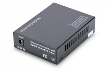 Digitus Gigabit Ethernet-mediaconverter voor installatietoebehoren Zwarte rechthoekige Digitus Gigabit Ethernet-mediaconverter met aansluitingen en ventilatieopeningen.