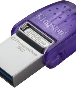 Zilverkleurige en paarse Kingston 256 GB USB-stick met dubbele aansluiting USB-A en USB-C.