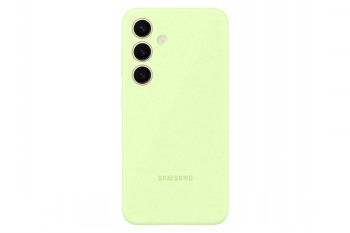 Lichtgroene siliconen hoes voor Samsung Galaxy S24, met drie cameragaten, afgebeeld vanaf de achterkant.
