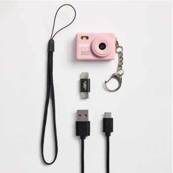 Nilox Mini Action Cam Pink-camera en accessoires Roze kleine Nilox-actioncamera, inclusief zwarte polslus, USB-kabels en neklint.