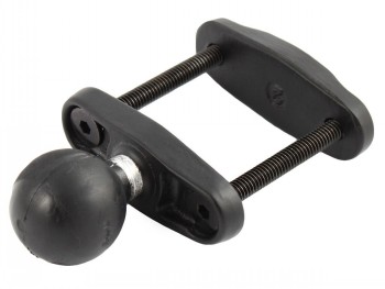 RAM Mounts C-formaat verstelbare kogel voor draagbare accessoires Zwarte RAM Mounts C-formaat kogel met een verstelbaar klemmechanisme en een duurzame constructieclip.