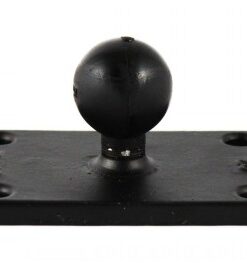 RAM Mounts 1.0" bal en 4-gats basis, duurzame oplossing voor montage Zwarte metalen montagesteun met een 1.0 inch bal in het midden en vier bevestigingsgaten aan de zijkanten.