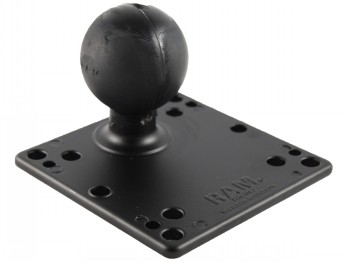 Zwarte vierkante metalen basis met een 2,25-inch D-formaat kogelbevestiging in het midden.