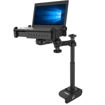 RAM Mounts-voertuigsysteem voor Ford Transit met laptop. Het RAM Mounts-systeem ontworpen voor gebruik in voertuigen, Ford Transit, gemonteerd op een laptopsteun.