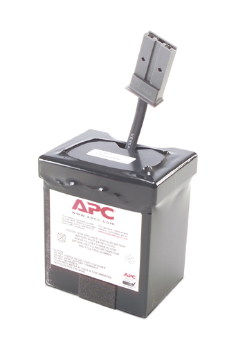 APC Replacement Battery Cartridge #30 hoogwaardige reservebatterij Zwart-wit APC-batterij met zichtbare kabel en connector in verticale positie.